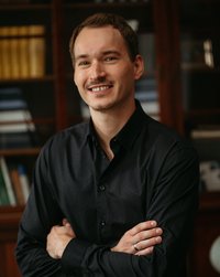 Porträtfoto von Jannes Schreiber