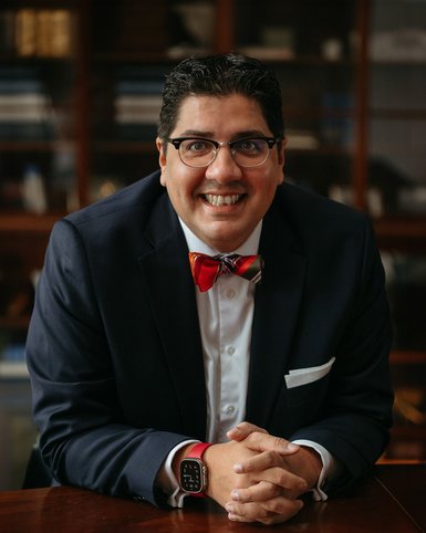 Porträtfoto von Professor Dr. Emanuel Towfigh