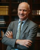 Porträtfoto von Professor Dr. Michael Nietsch