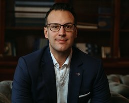 Porträtfoto von Professor Dr. Tobias Gutmann